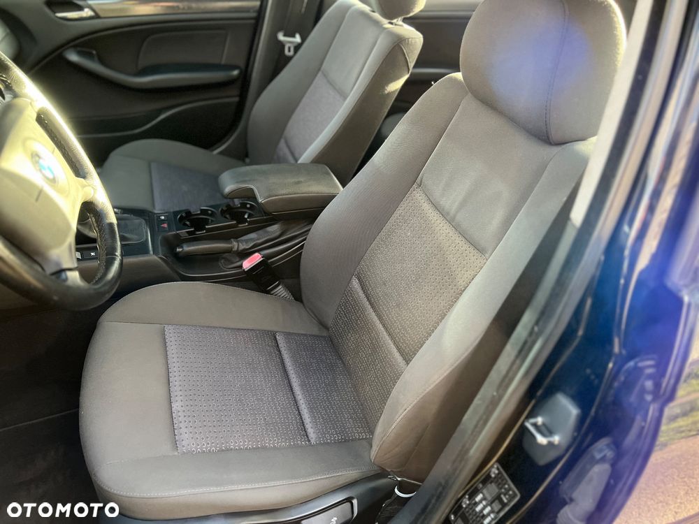 BMW Seria 3 316i Edition Sport - 11