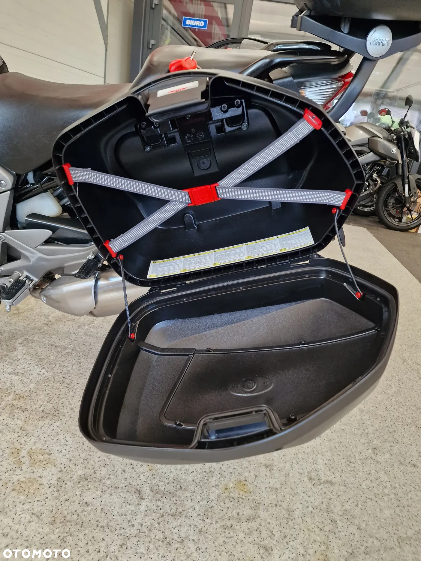 Honda CBF - 35