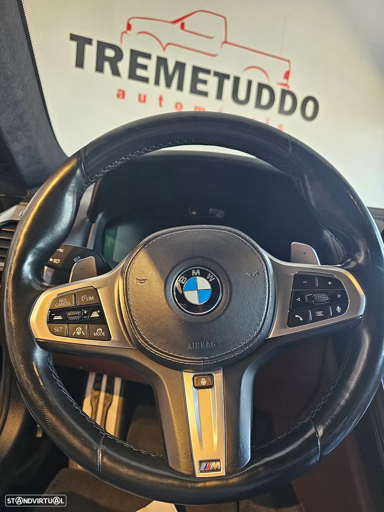 BMW M850i xDrive - 30