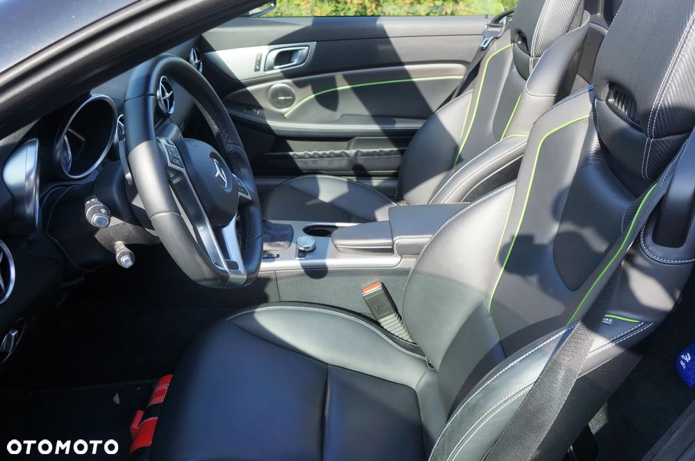 Mercedes-Benz SLK 350 - 8