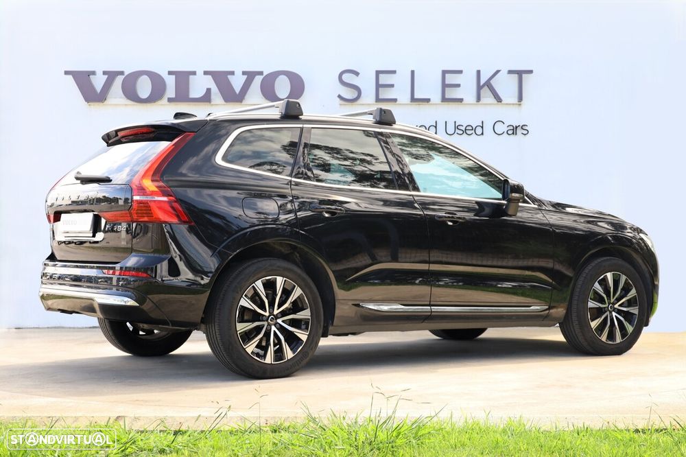 Volvo XC 60 2.0 B4 Plus Bright — fotografia 32