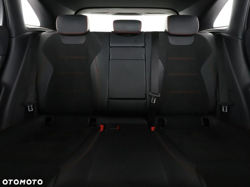 Mercedes-Benz EQA 250 AMG Line - 20