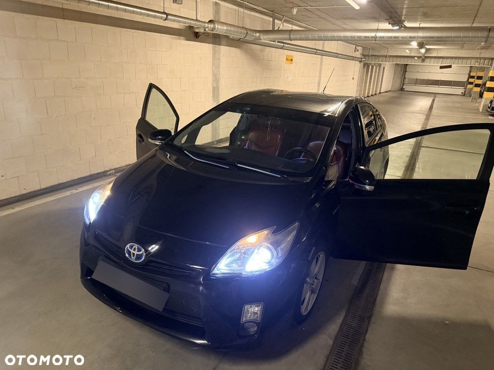 Toyota Prius - 3