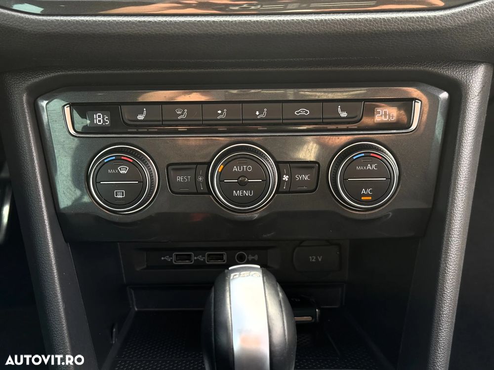 Volkswagen Tiguan - 24