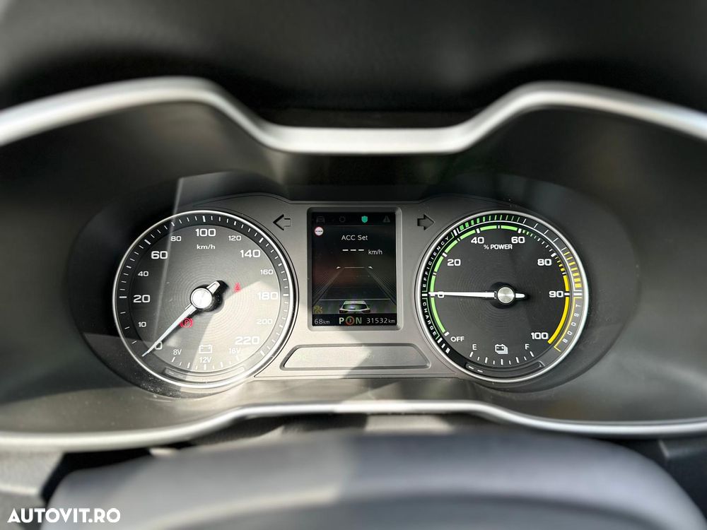 MG ZS EV Luxury - 22