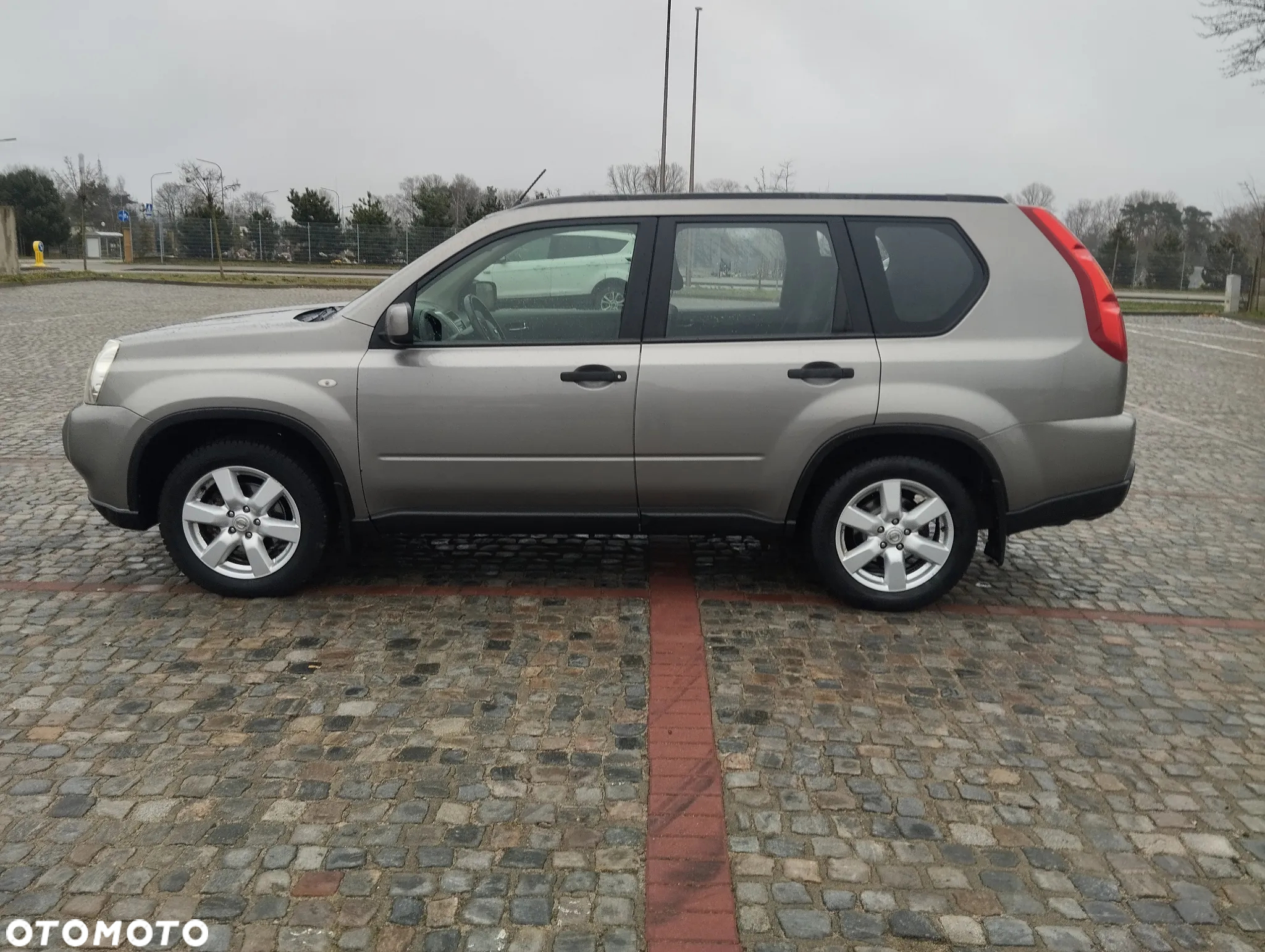 Nissan X-Trail 2.0 dCi 4x4 DPF Automatik Platinum - 21