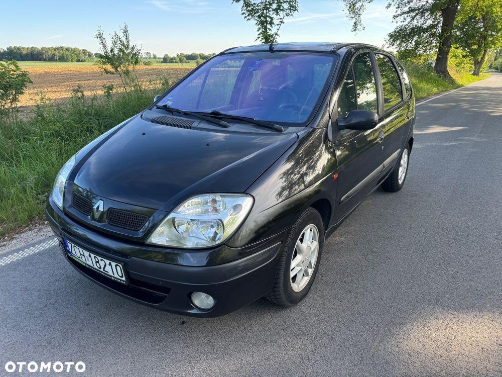 Toyota Prius - 2