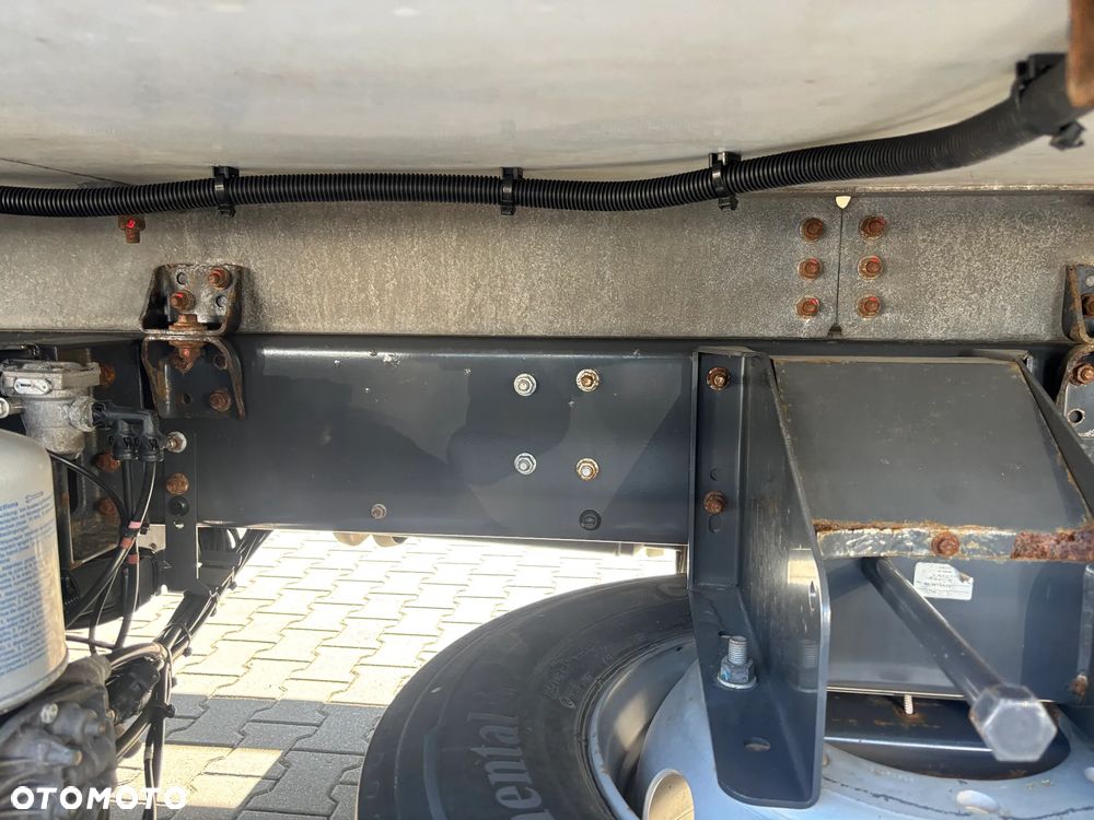 Renault MIDLUM D14 210,,D16 210,,D12 210,,KILKA SZTUK CHLODNIA KONTENER PODWOZIE DO ZABUDOWY - 6