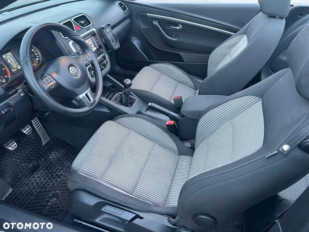 Volkswagen Eos 2.0 TDI DPF - 11