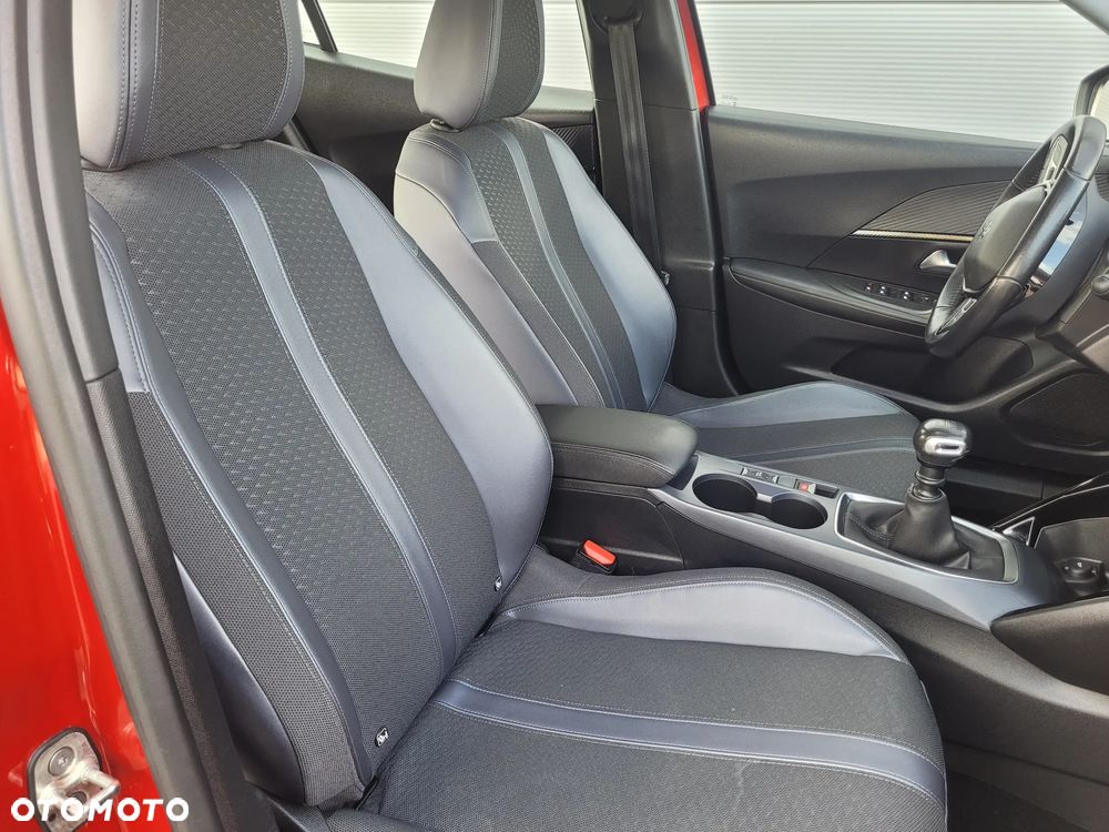 Peugeot 2008 PureTech 130 GT Pack - 34