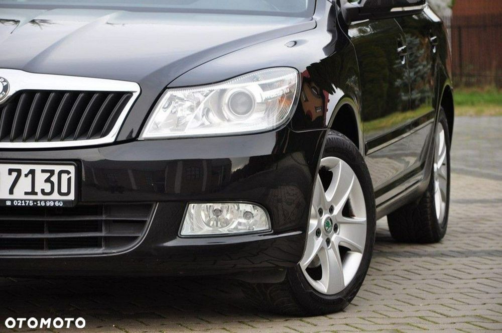 Skoda Octavia 1.6 TDI DPF DSG Elegance - 7