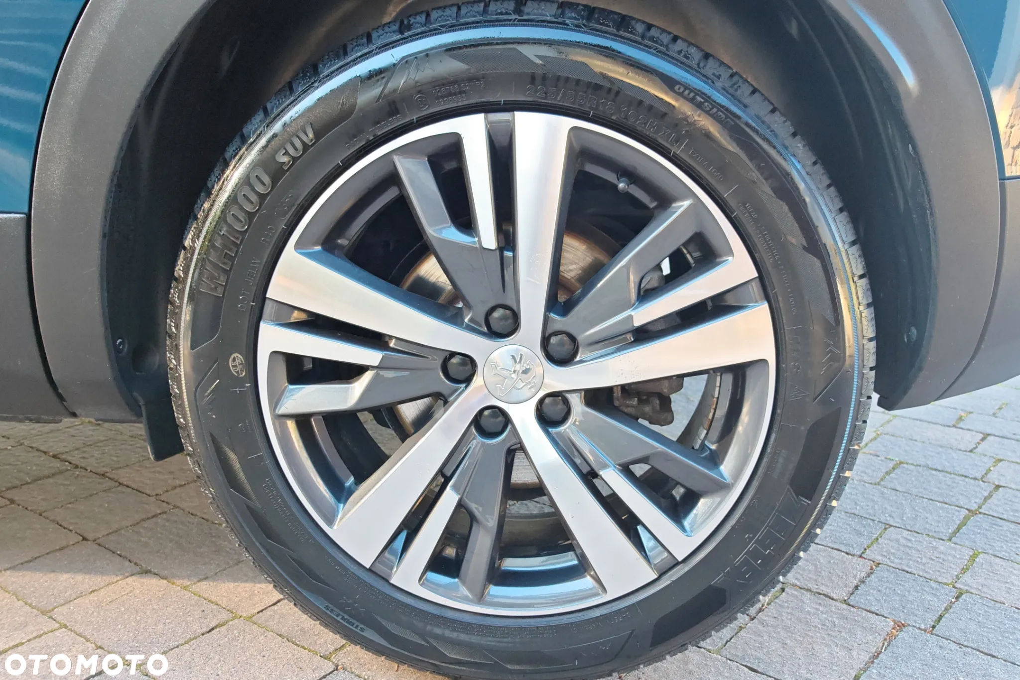 Peugeot 3008 1.2 PureTech Allure Pack S&S EAT8 - 36