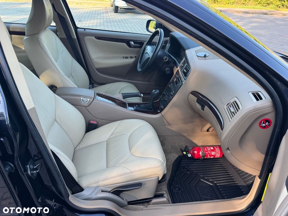 Volvo S60 2.4D Momentum - 29
