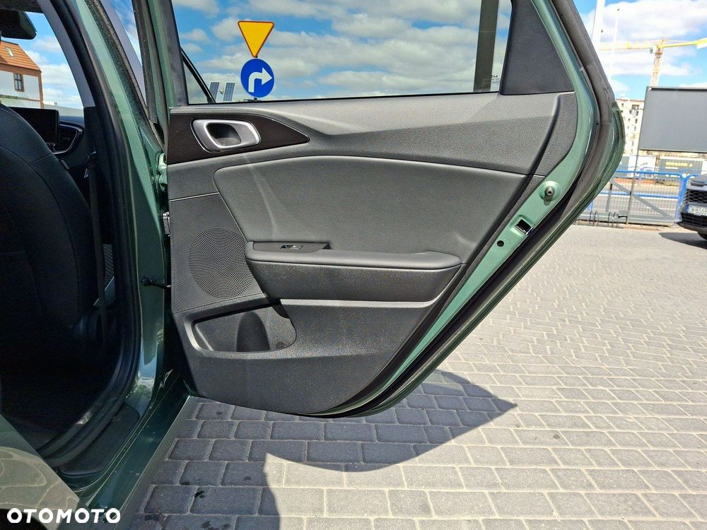 Kia Ceed 1.5 T-GDI Tribute DCT - 15