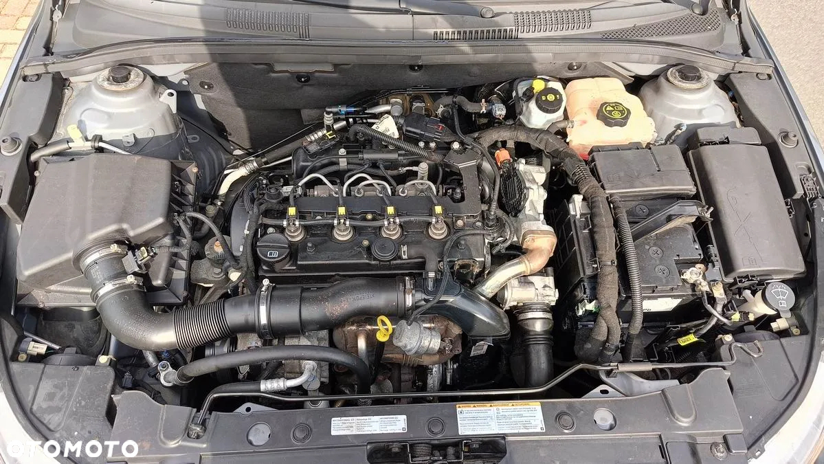 Chevrolet Cruze 1.7 LT - 38