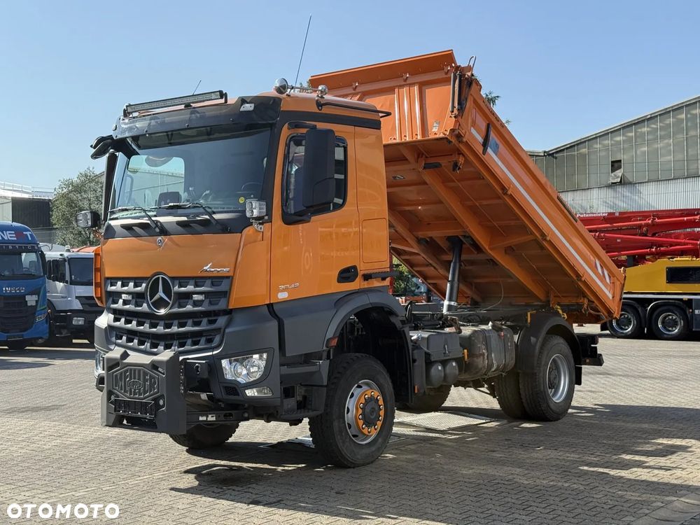 Mercedes-Benz AROCS 2042 4x4 EURO6 WYWROTKA TRÓJSTRONNA - 12
