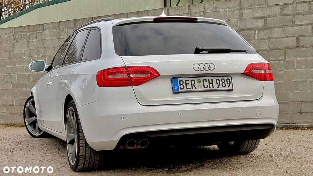 Audi A4 Avant 2.0 TDI DPF clean diesel quattro S line Sportpaket - 12