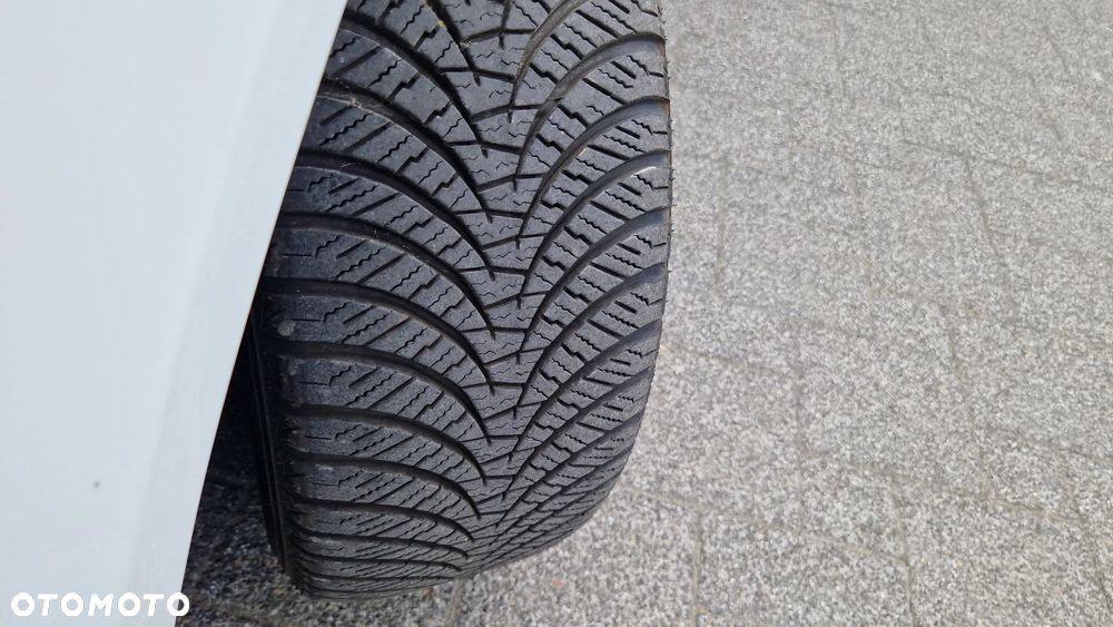 Ford Fiesta 1.0 EcoBoost Titanium - 35