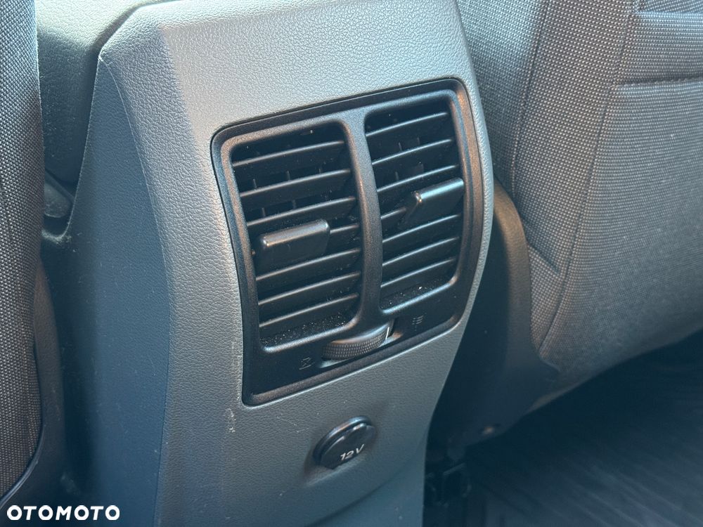 Ford C-MAX - 12