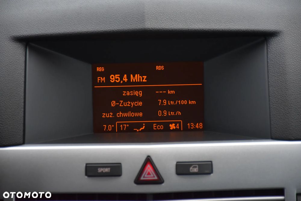 Opel Astra 1.8 Innovation - 25