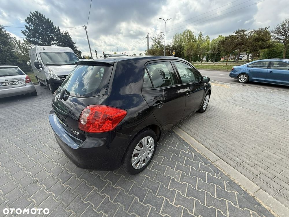 Toyota Auris - 3