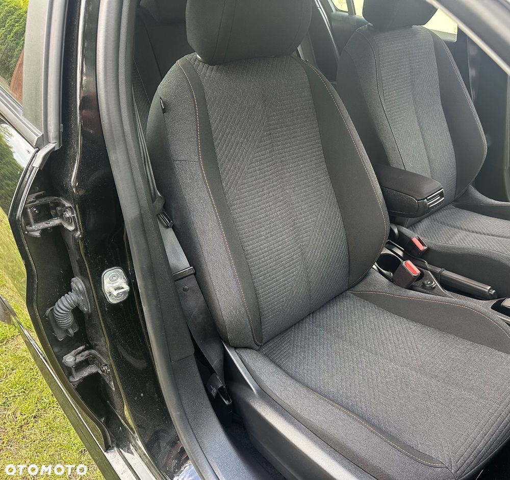 Peugeot 208 1.2 PureTech Allure S&S - 19
