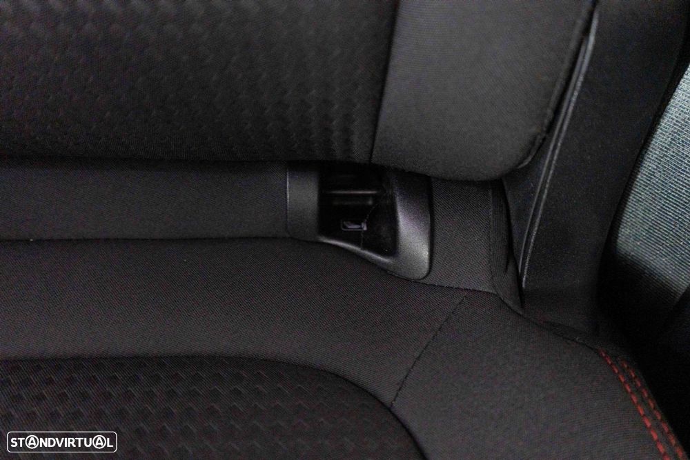 Ford Kuga 1.5 EcoBoost ST-Line - 12