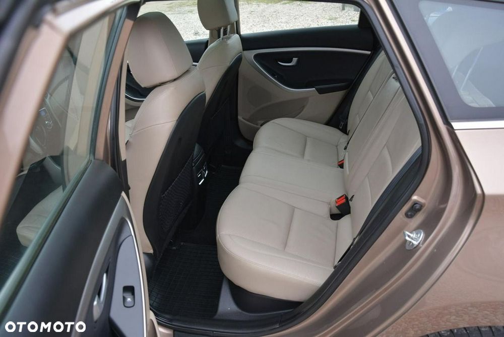 Hyundai i30 - 10