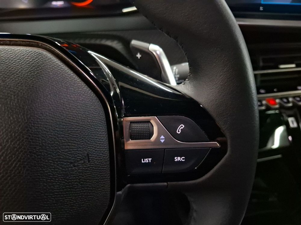 Peugeot 2008 1.2 Hybrid Allure e-DCS6 - 17