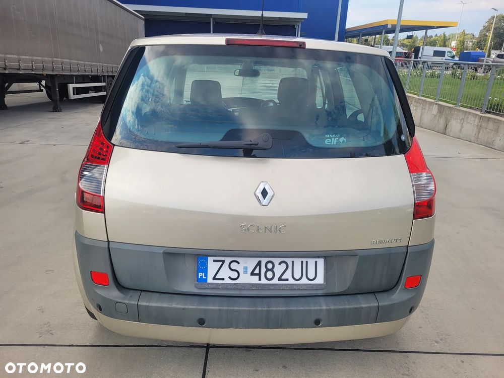 Renault Scenic - 15