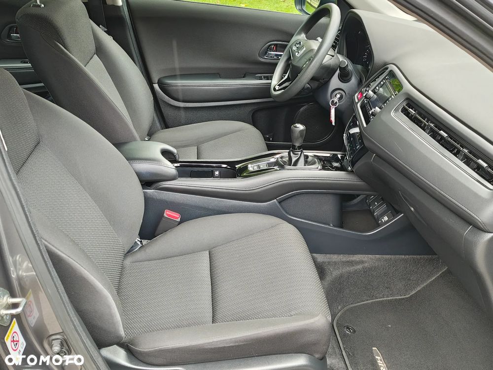 Honda HR-V - 25
