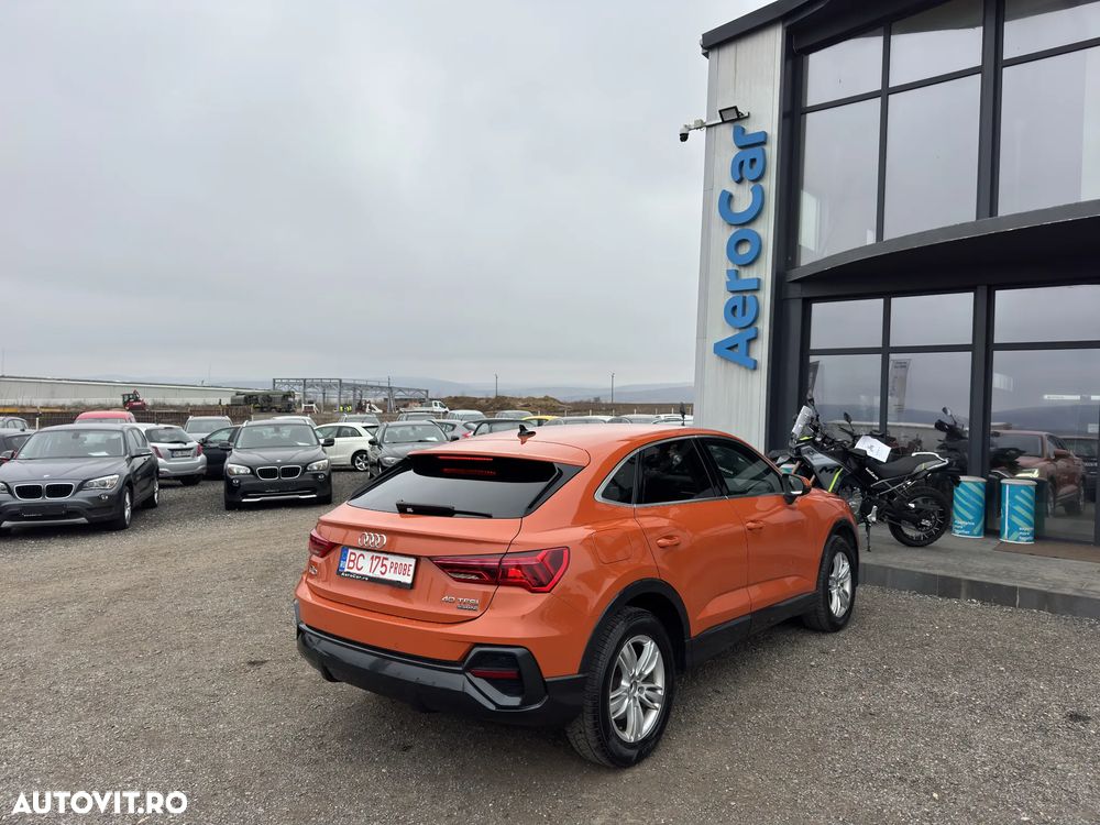 Audi Q3 2.0 40 TFSI S tronic quattro - 10