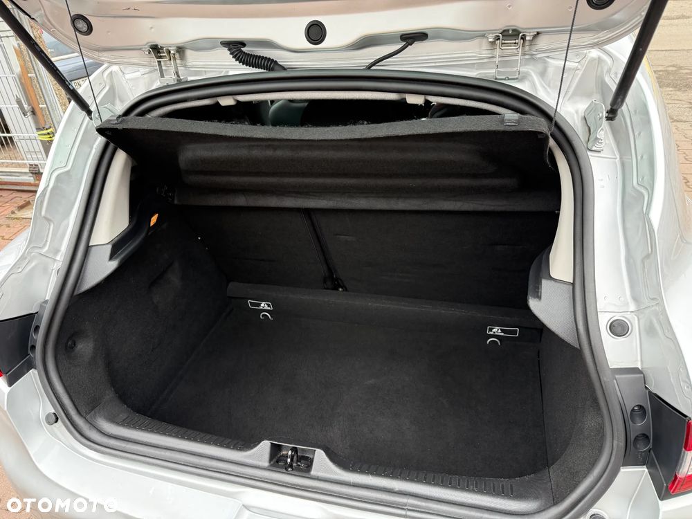 Renault Clio 1.2 16V 75 LIMITED - 16