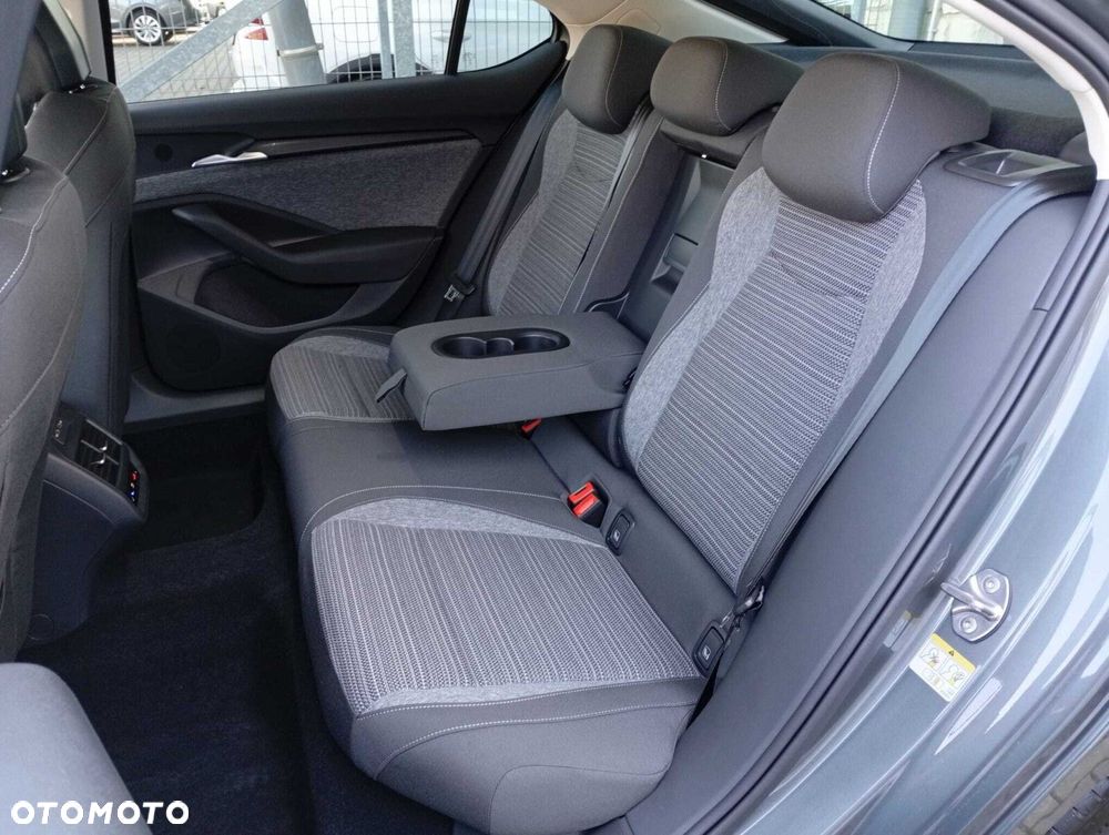 Skoda Superb 2.0 TDI SCR 4x4 Edition 130 DSG - 18