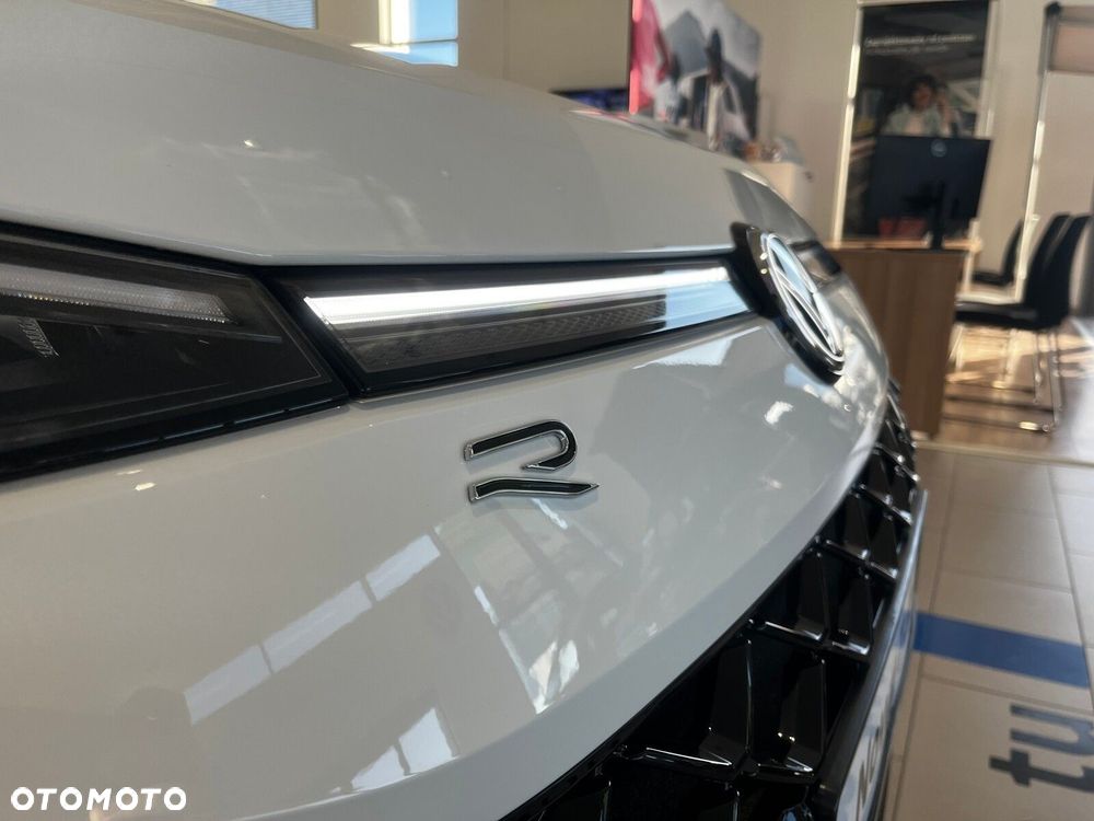 Volkswagen T-Roc - 10