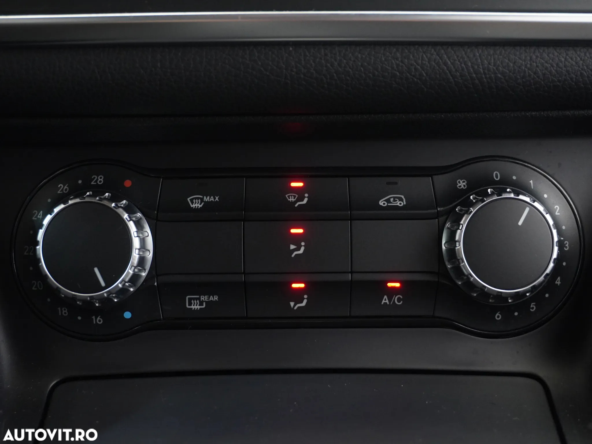 Mercedes-Benz CLA 200 7G-DCT Edition 1 - 21