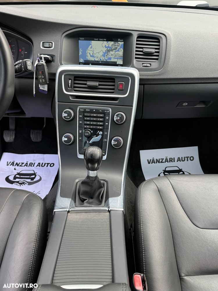 Volvo V60 D2 Edition - 19