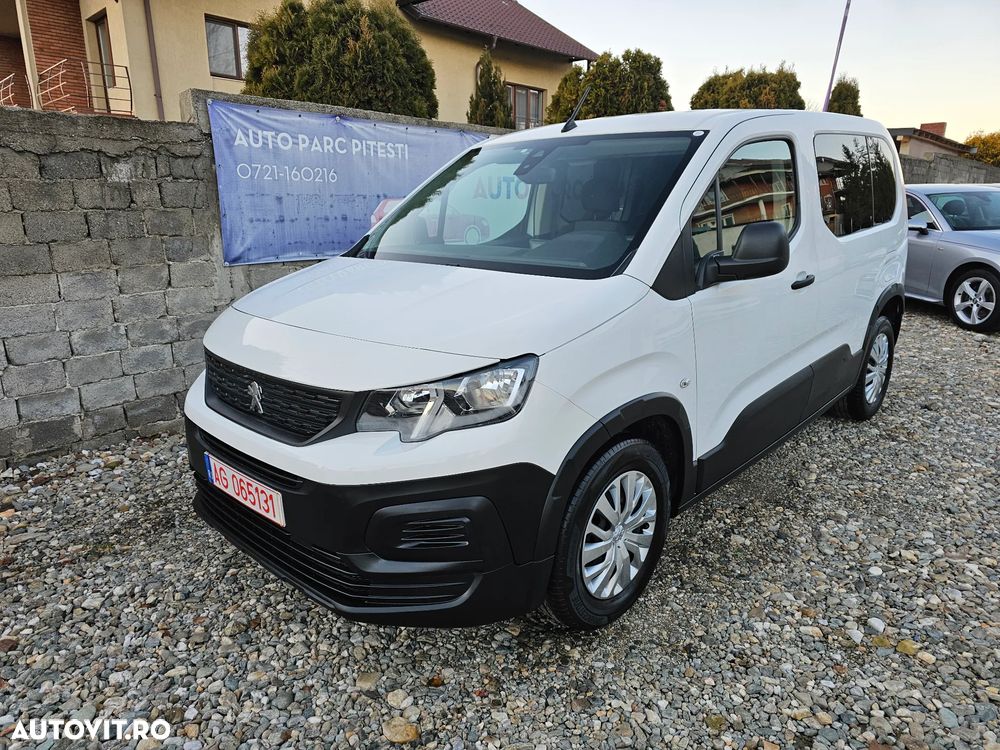 Peugeot Rifter - 12