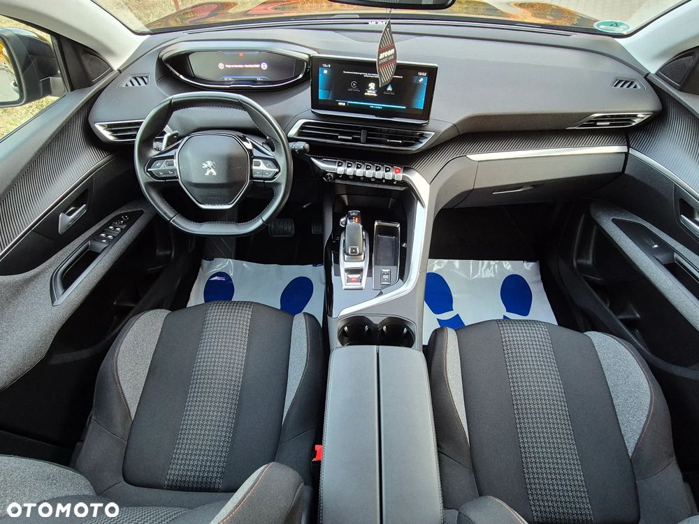 Peugeot 3008 1.2 PureTech GPF Allure S&S EAT8 - 26