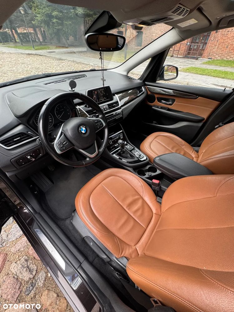 BMW Seria 2 216d Active Tourer Luxury Line - 16