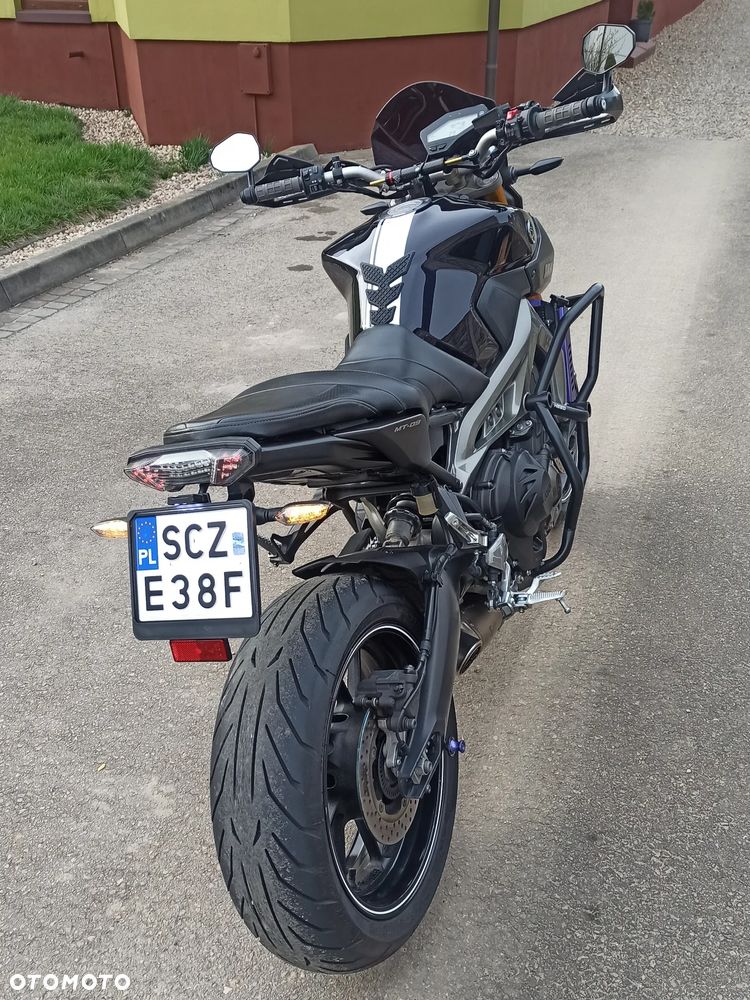 Yamaha MT - 6