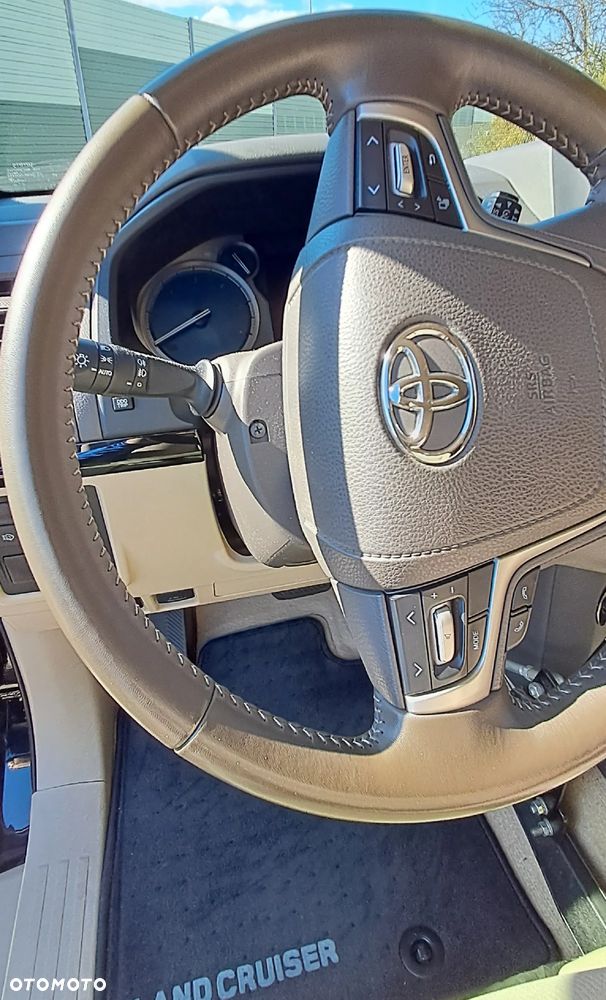 Toyota Land Cruiser LC 2.8 D-4D Prado - 6