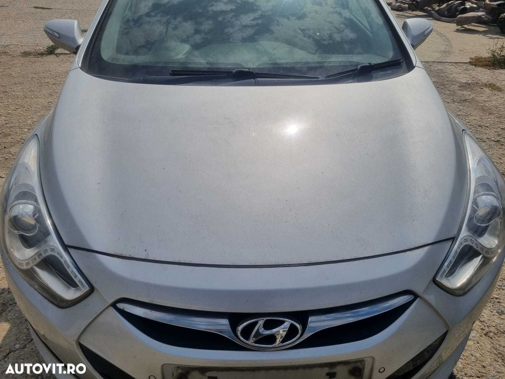 Capota Hyundai i40 berlina - 1