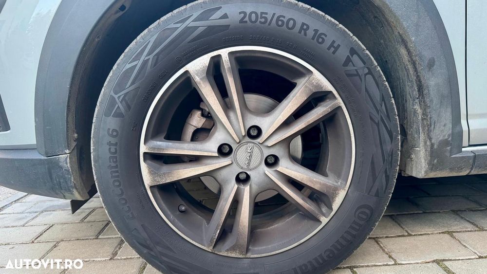 Dacia Sandero Stepway TCe 90 CVT Essential - 9