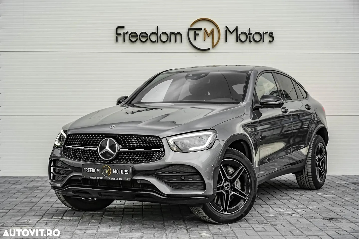 Mercedes-Benz GLC Coupe 300 de 4Matic 9G-TRONIC AMG Line Plus - 2