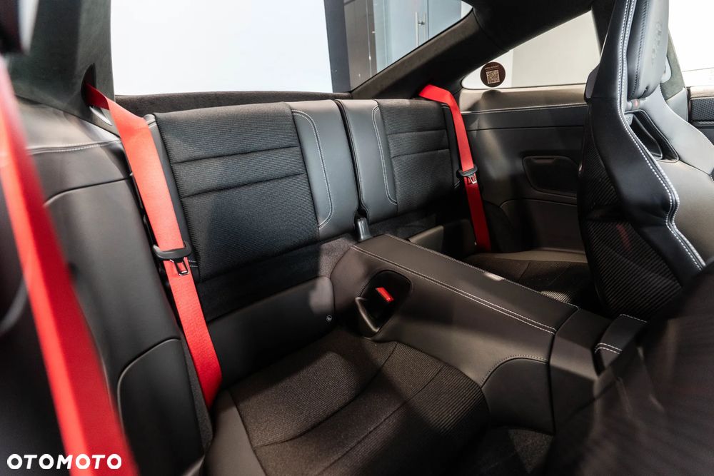 Porsche 911 GT3 Touring PDK - 14