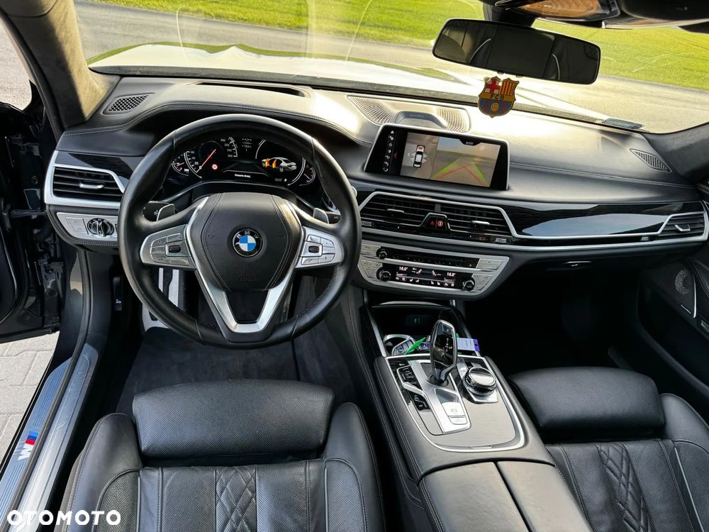 BMW Seria 7 750d xDrive - 25