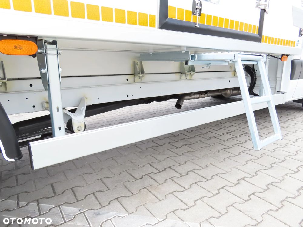 Mercedes-Benz Sprinter 317 CDI 170 KM Chłodnia -32 st.C 8.E.Palet IGLOOCAR 4230 mm Boczne Drzwi, Agregat Thermo King V200 MAX, Rozstaw Osi 4325 mm, Ładowność 910 Kg, GWARANCJA FABRYCZNA,  Stan Wizualny I Techniczny NOWY Tak Jak Z Taśmy Produkcyjnej Gotowy Dostępny OKAZJA POLECAM - 19