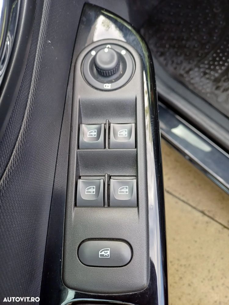 Renault Captur - 5