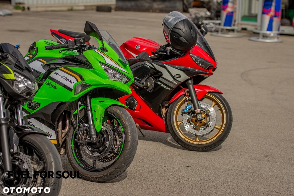 Kawasaki ZX - 12